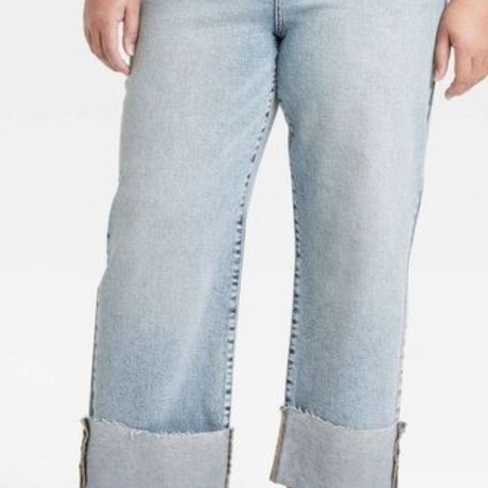 Ava & Viv Light Blue Cropped Jeans